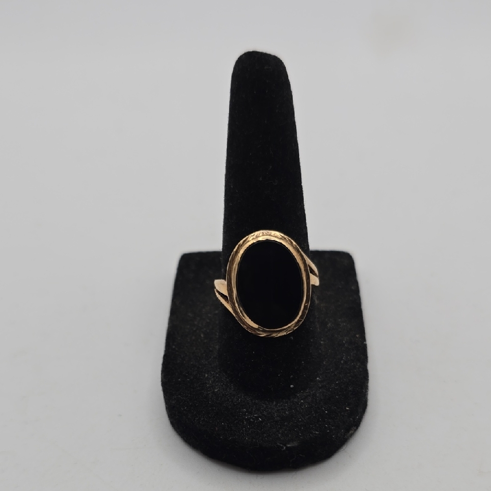 Gold Oval Black Onyx Ring - Elegant Women's Statement Ring